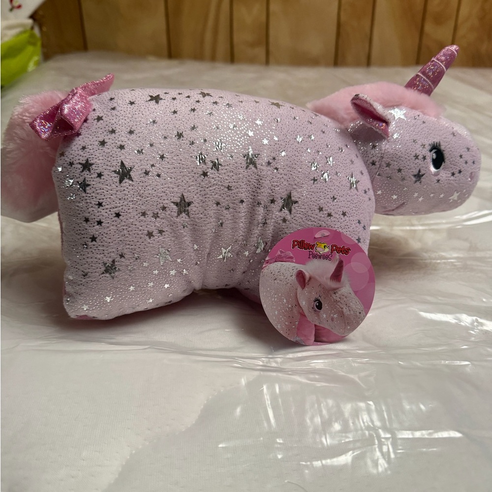 NWT Pillow Pets Sparkly Pink Unicorn Plush Pillow